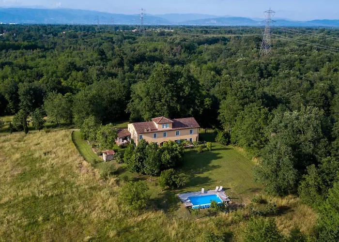 Drago, Authentic Private Pool *