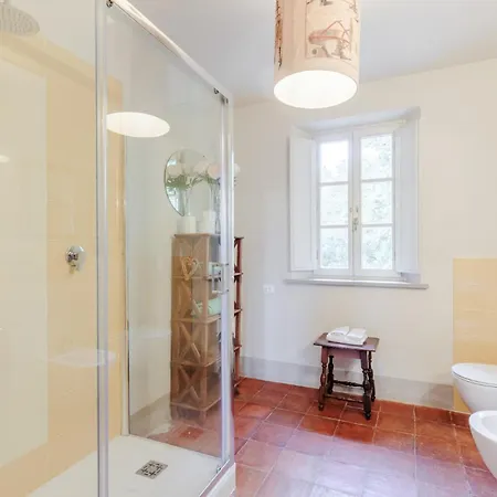 Drago, Authentic Private Pool * Orentano
