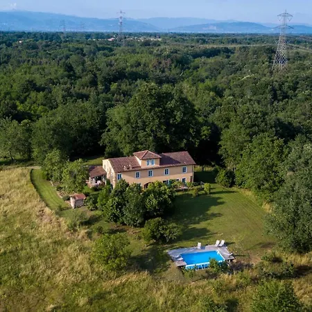 Drago, Authentic Private Pool *
