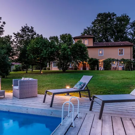 Drago, Authentic Private Pool * Orentano