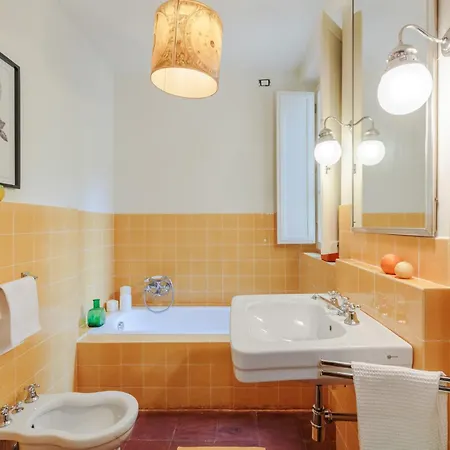 Drago, Authentic Private Pool * Orentano