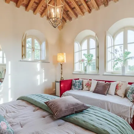 Drago, Authentic Private Pool Villa *