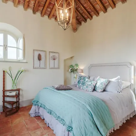 Drago, Authentic Private Pool Villa Orentano