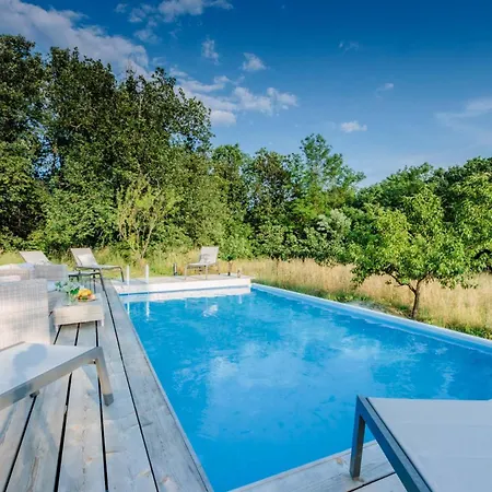 Drago, Authentic Private Pool Villa