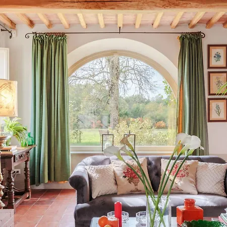 Drago, Authentic Private Pool Villa *