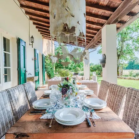 Drago, Authentic Private Pool * Orentano