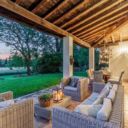 Drago, Authentic Private Pool Villa